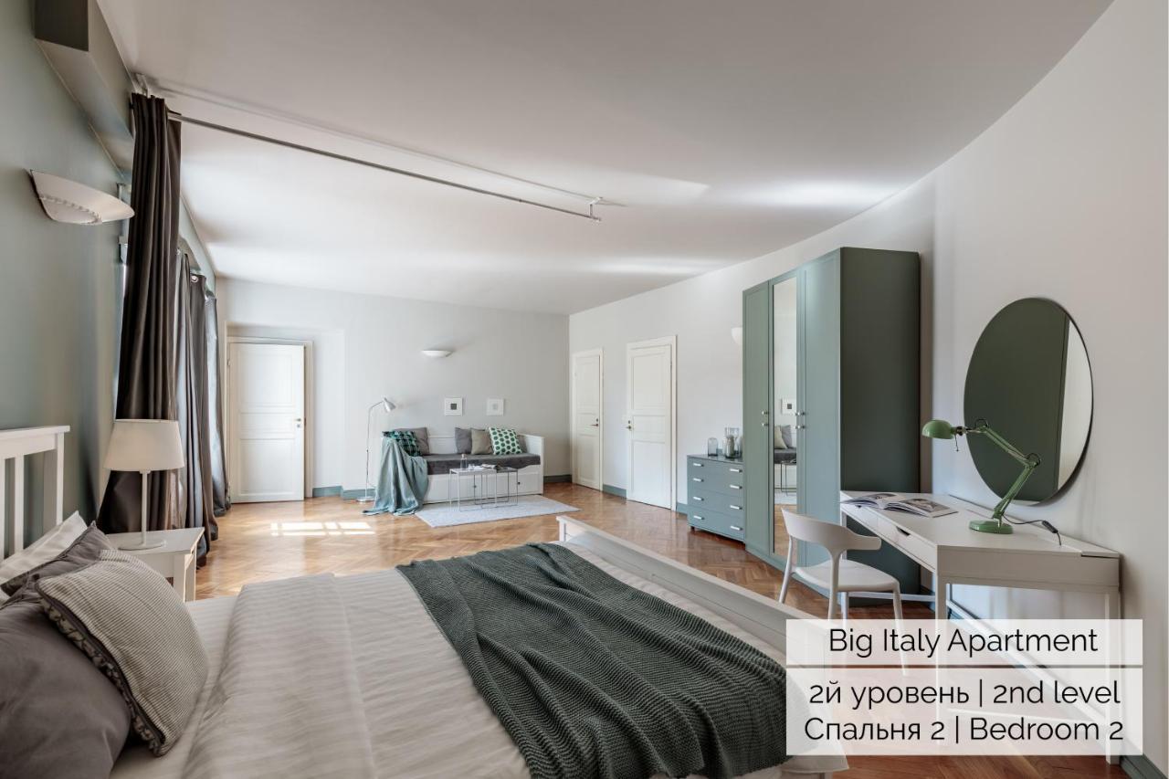 סנט פטרסבורג Duplex Italy Apartments מראה חיצוני תמונה