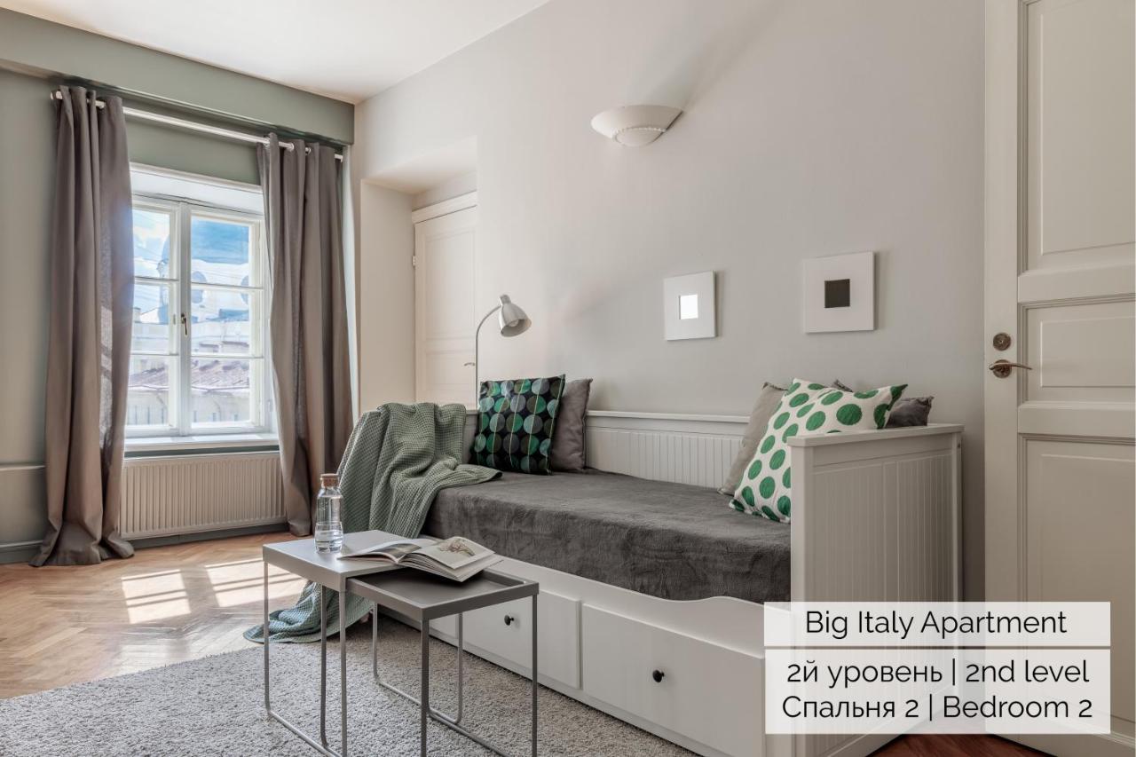 סנט פטרסבורג Duplex Italy Apartments מראה חיצוני תמונה