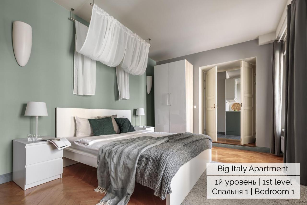 סנט פטרסבורג Duplex Italy Apartments מראה חיצוני תמונה